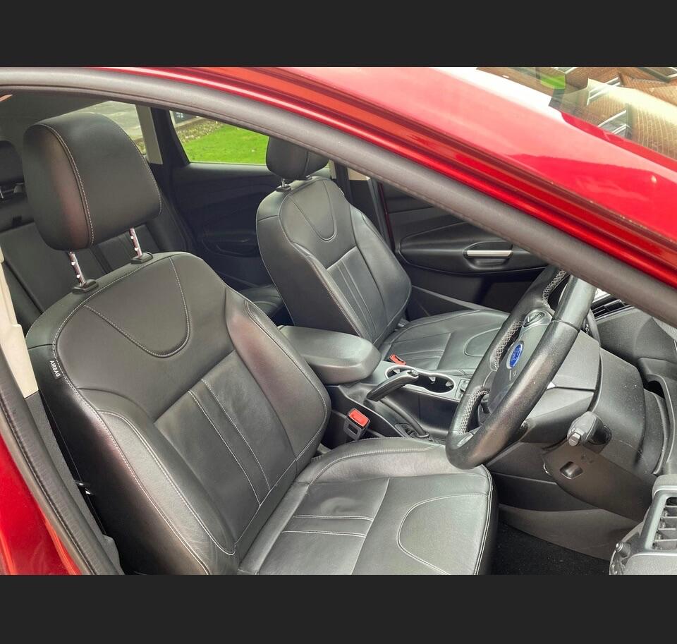 Used Ford Kuga 2015 for sale - 76700576: Photo 3