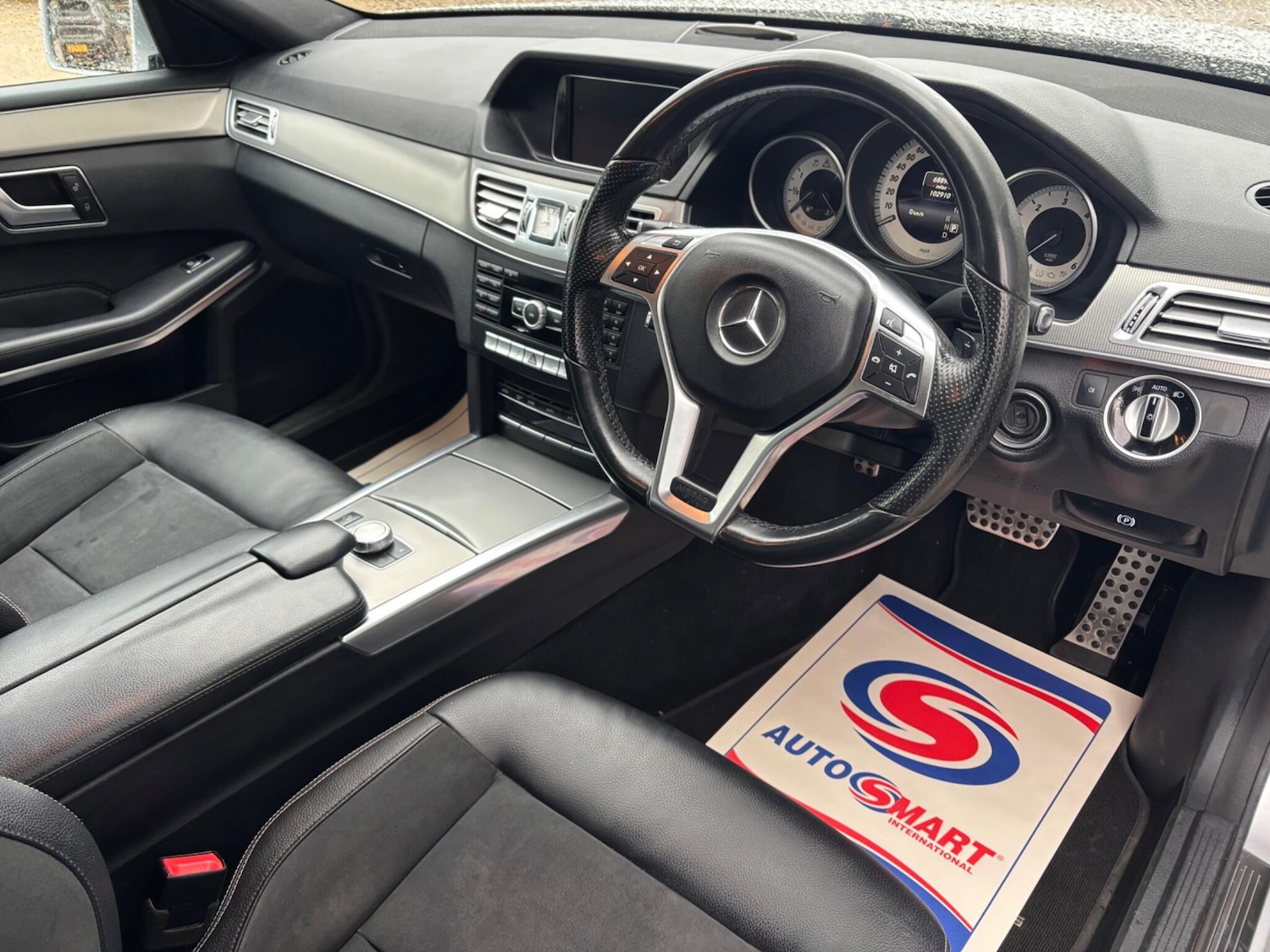 Used Mercedes-Benz E Class 2015 for sale - 76158645: Photo 16