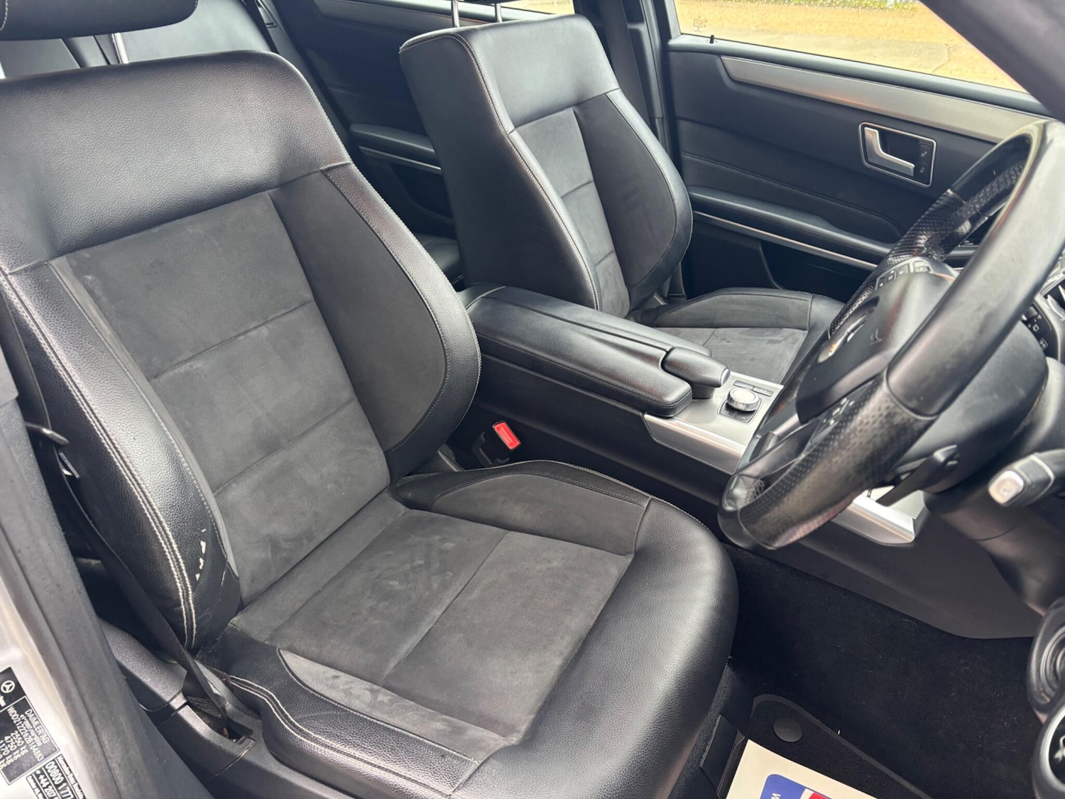 Used Mercedes-Benz E Class 2015 for sale - 76158645: Photo 19