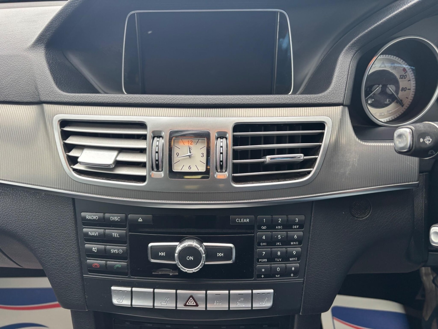 Used Mercedes-Benz E Class 2015 for sale - 76158645: Photo 22