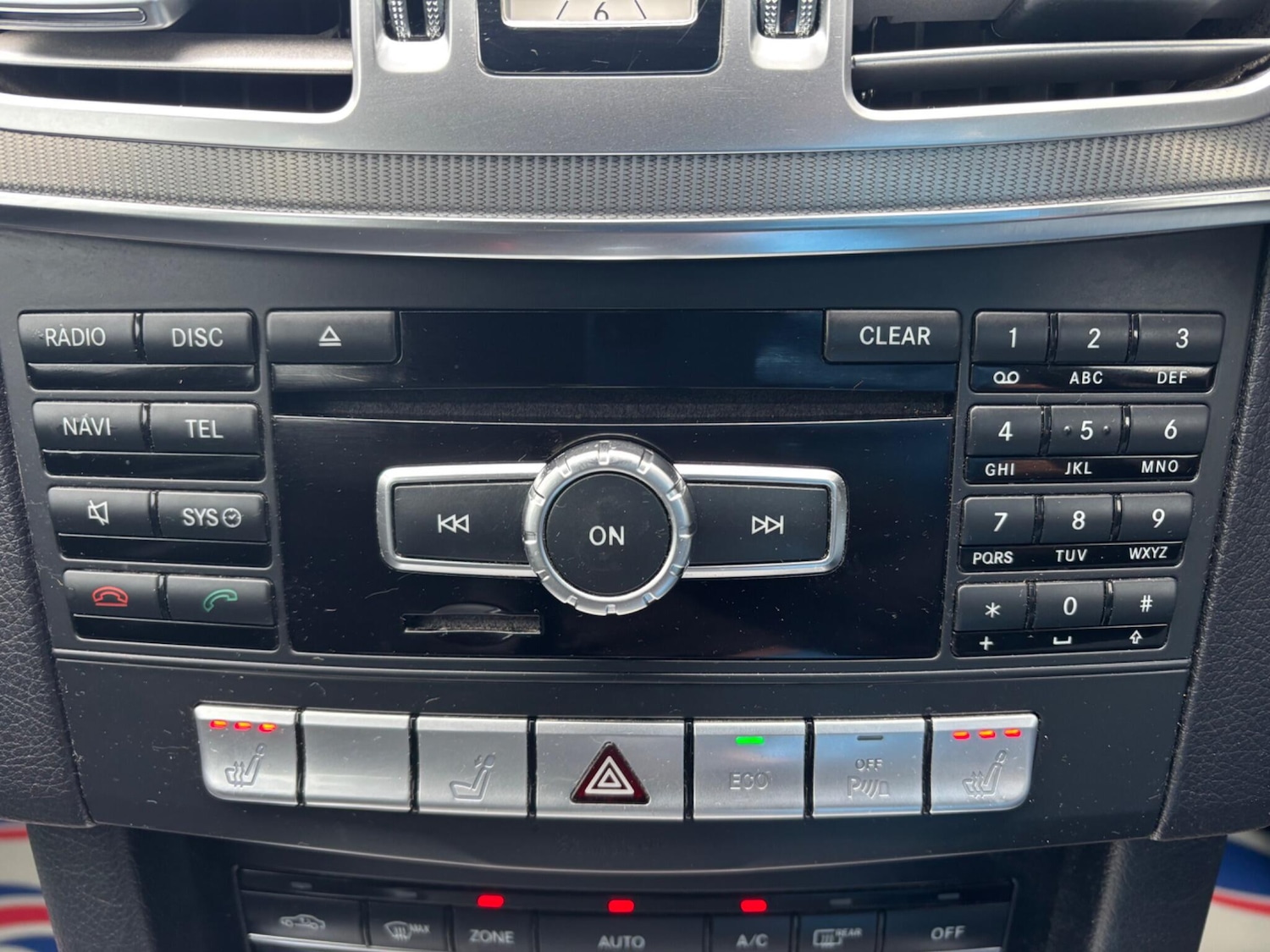 Used Mercedes-Benz E Class 2015 for sale - 76158645: Photo 28