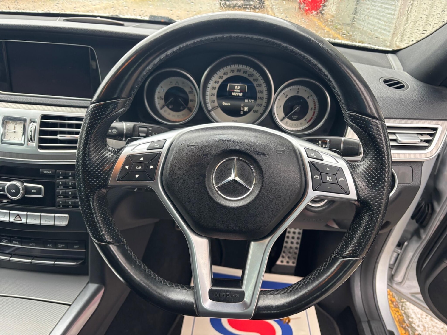 Used Mercedes-Benz E Class 2015 for sale - 76158645: Photo 35