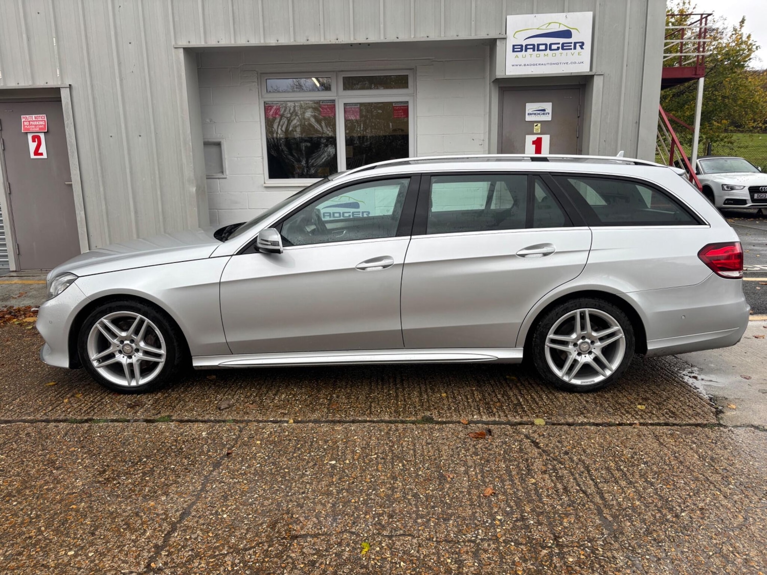 Used Mercedes-Benz E Class 2015 for sale - 76158645: Photo 4