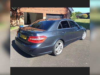 Used Mercedes-Benz E Class 2013 for sale - 79212835: Photo