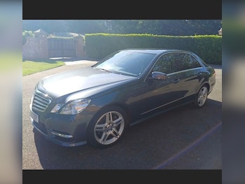 Used Mercedes-Benz E Class 2013 for sale - 79212835: Photo