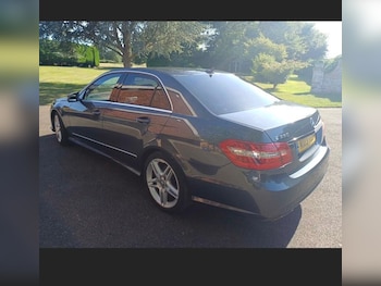 Used Mercedes-Benz E Class 2013 for sale - 79212835: Photo
