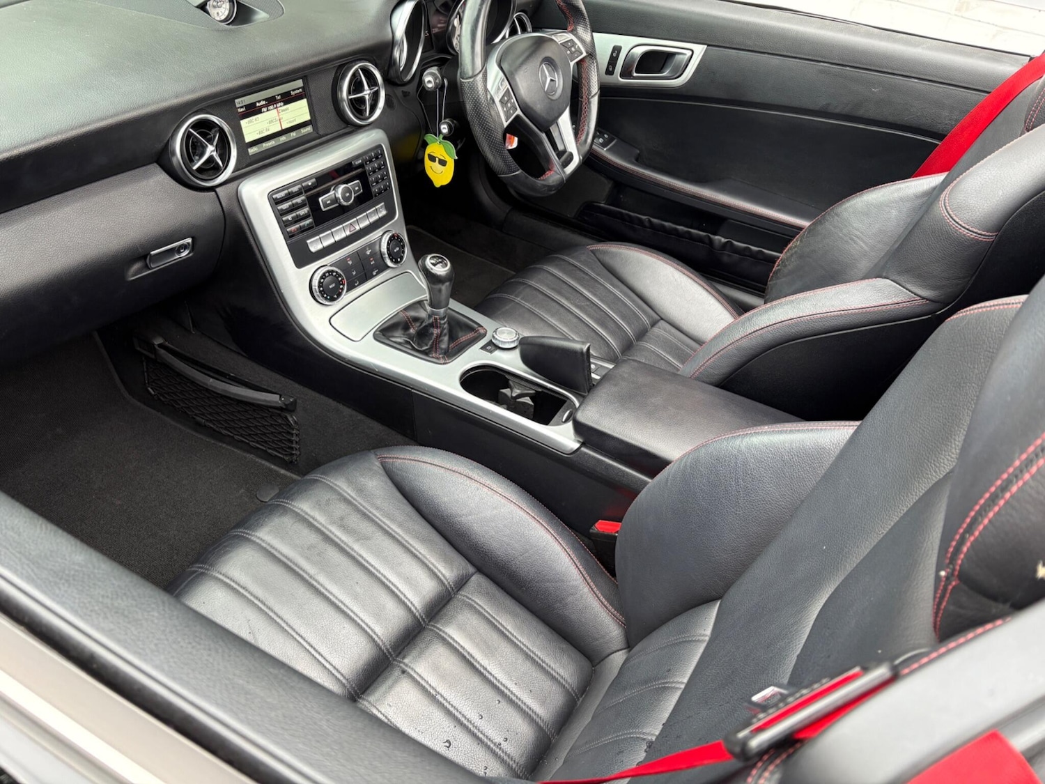 Used Mercedes-Benz SLK 2013 for sale - 76832258: Photo 9