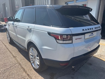 Used Land Rover Range Rover Sport 2015 for sale - 79508807: Photo