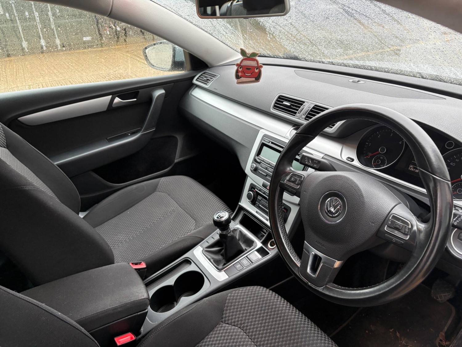 Used Volkswagen Passat for sale - 77696819: Photo 4