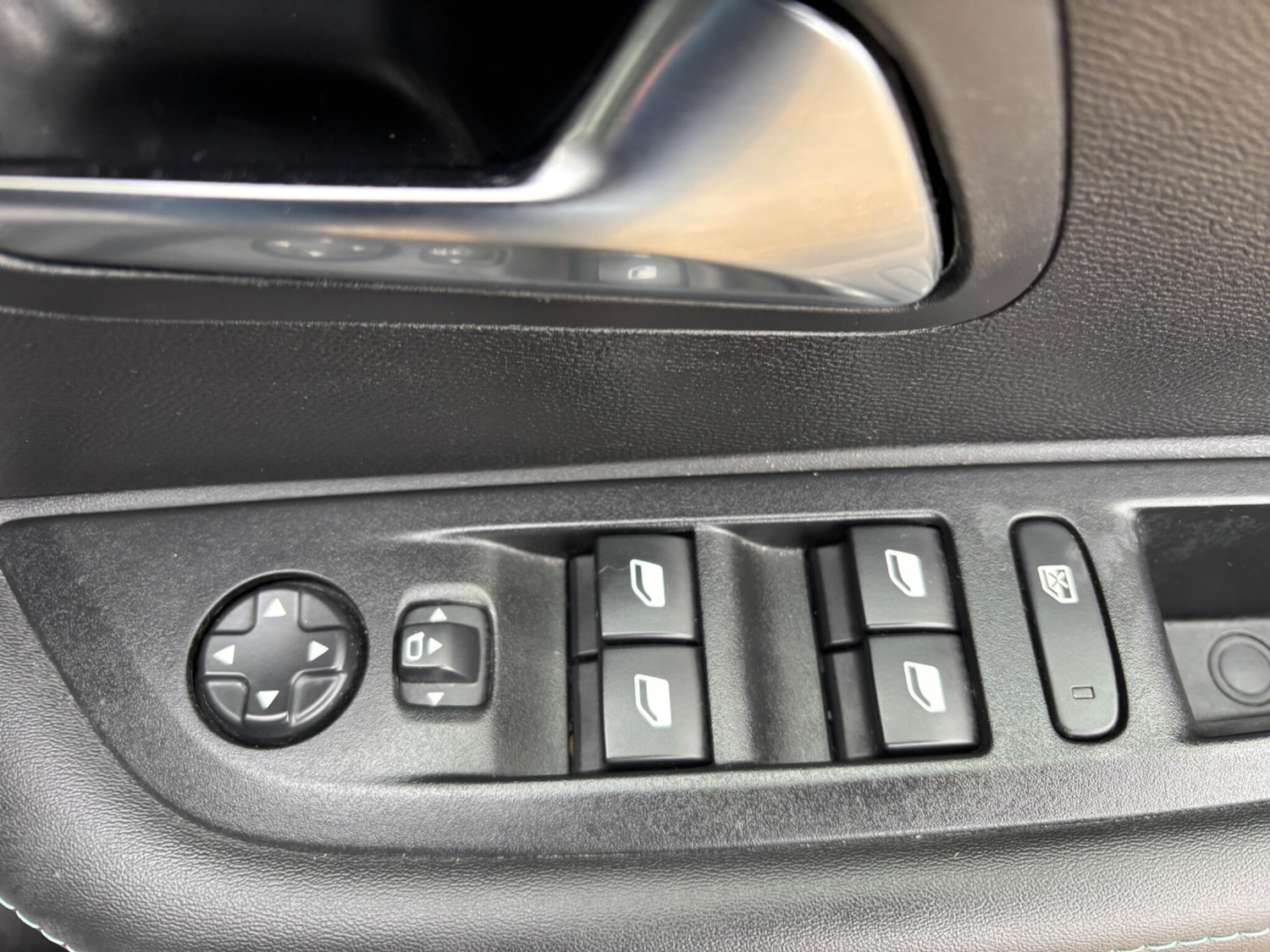 Used Peugeot 208 2023 for sale - 76550132: Photo 39