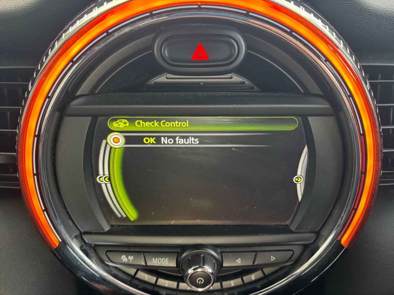 Used MINI Hatch 2016 for sale - 76742708: Photo 28