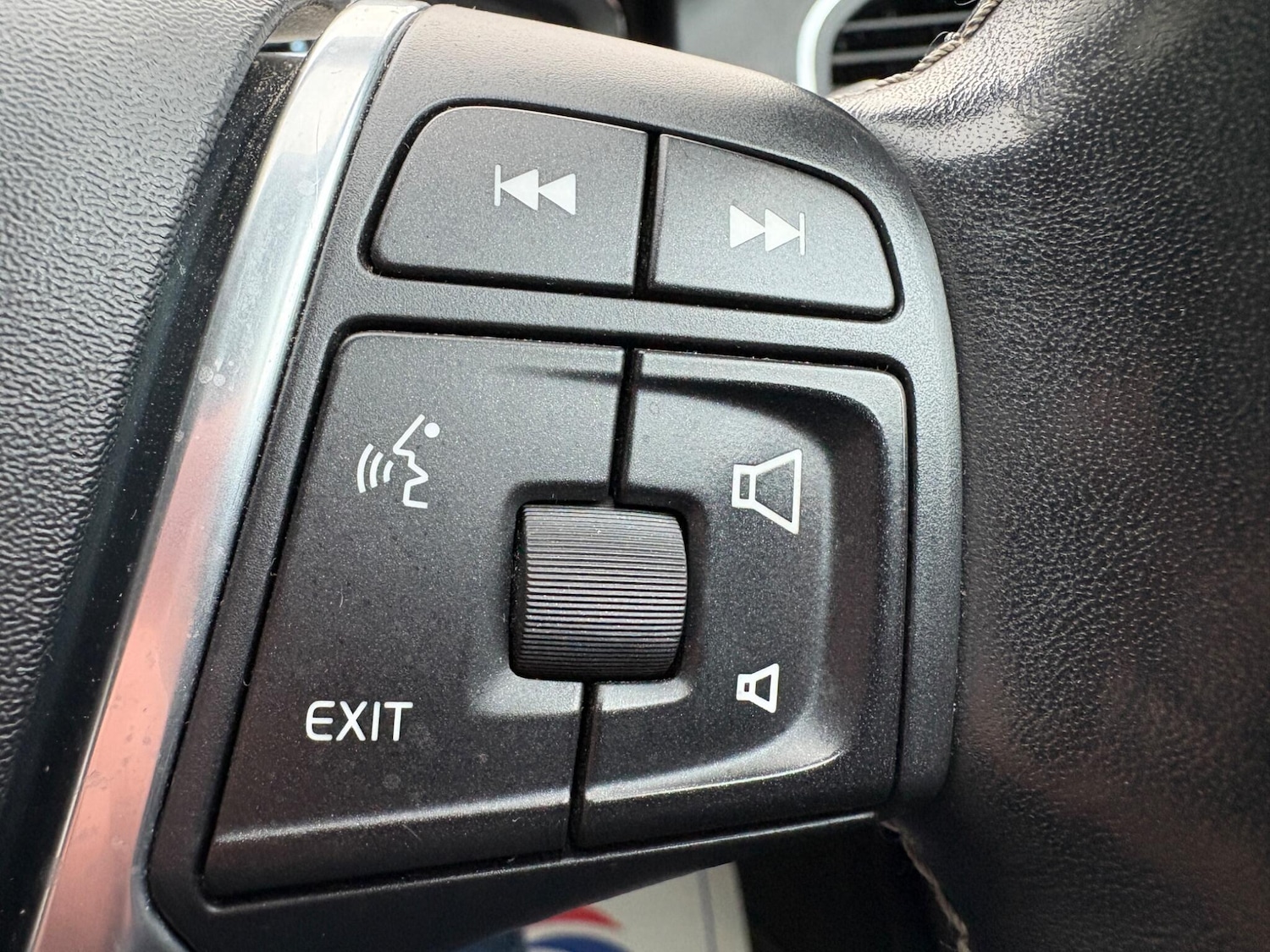 Used Volvo XC60 2015 for sale - 76619713: Photo 23