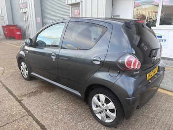 Used Toyota AYGO 2012 for sale - 77823899: Photo