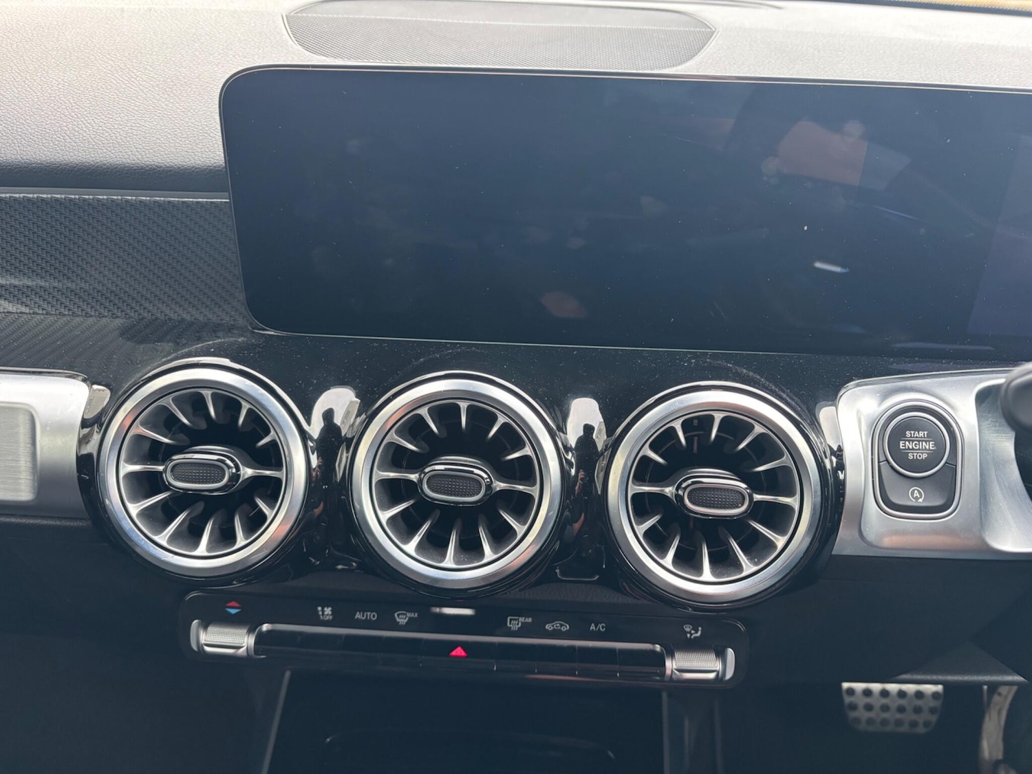 Used Mercedes-Benz GLB 2024 for sale - 76472812: Photo 22