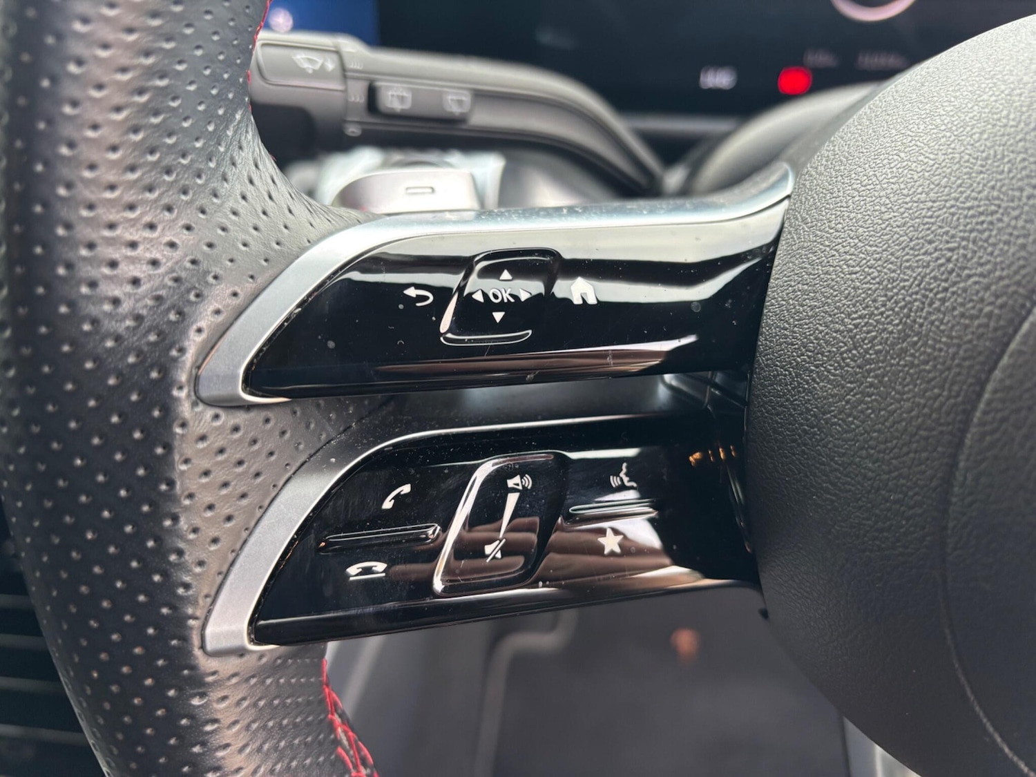 Used Mercedes-Benz GLB 2024 for sale - 76472812: Photo 34