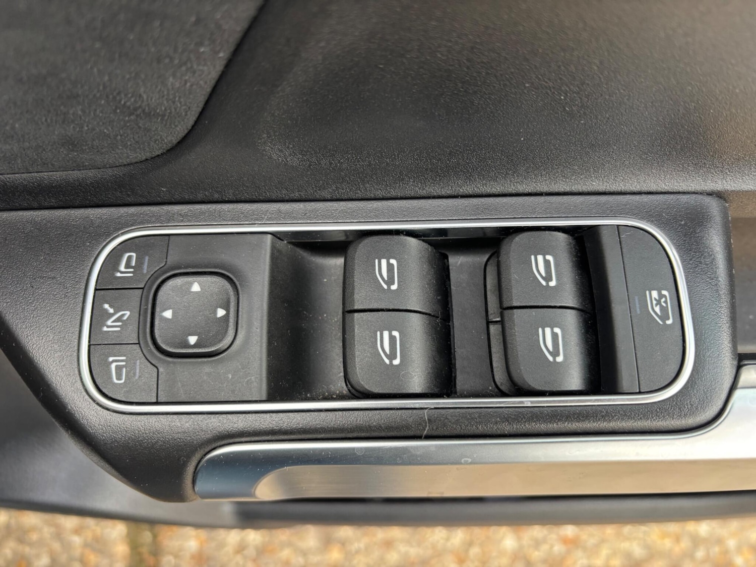 Used Mercedes-Benz GLB 2024 for sale - 76472812: Photo 37