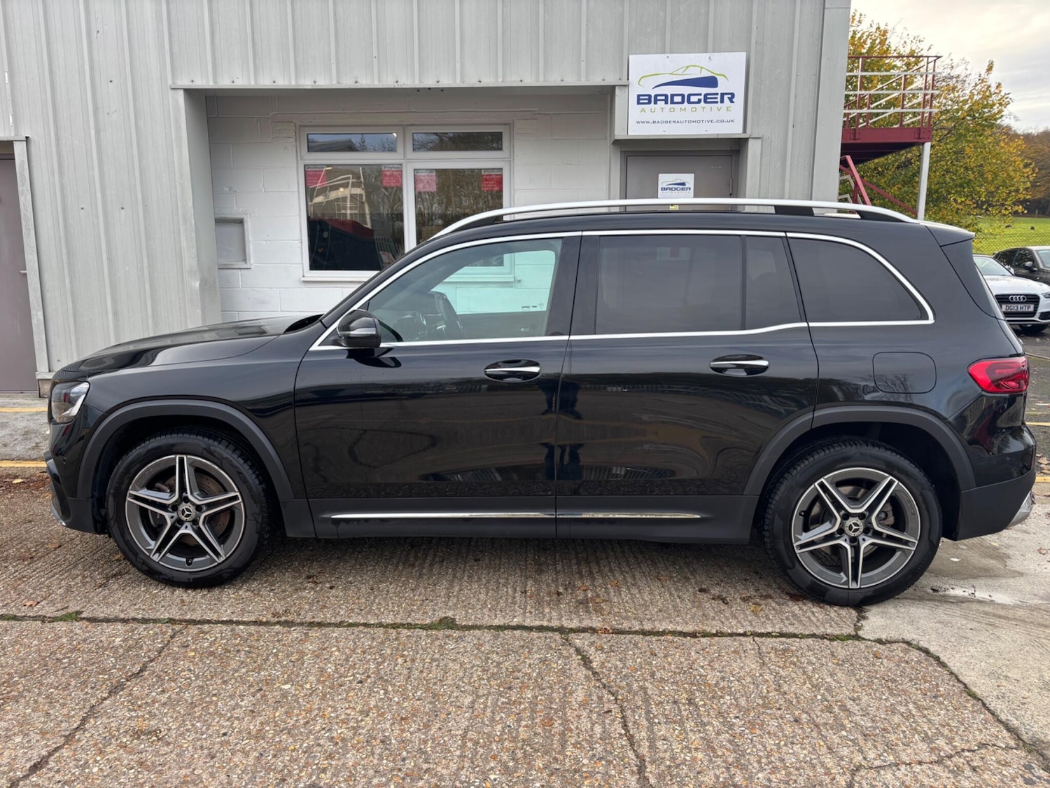 Used Mercedes-Benz GLB 2024 for sale - 76472812: Photo 4