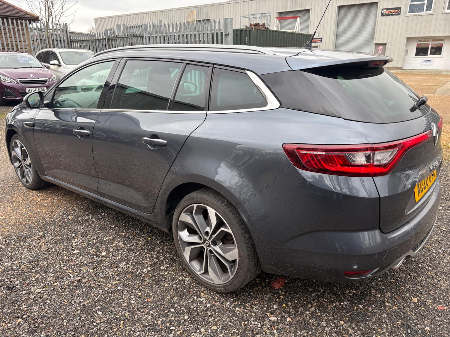Used Renault Megane 2020 for sale - 77612976: Photo 3