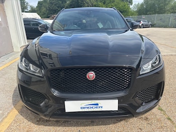 Used Jaguar F-Pace 2020 for sale - 78763375: Photo