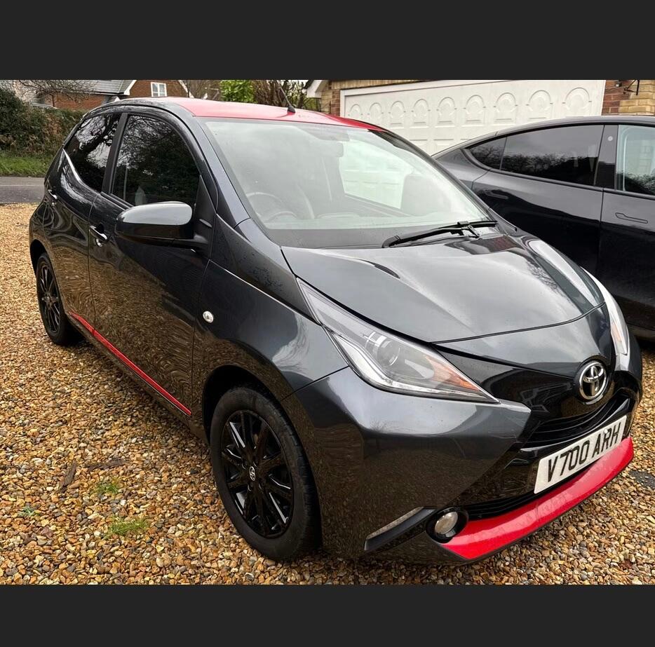 Used Toyota AYGO 2017 for sale - 77108997: Photo 2