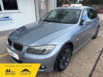 2012 (12) - 2.0 320d Exclusive Edition Touring Steptronic Euro 5 5dr