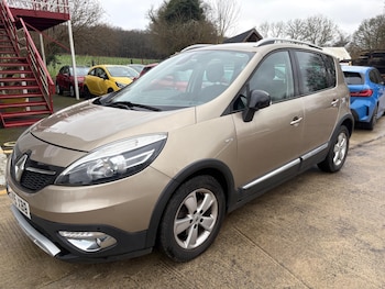 Used Renault Scenic Xmod 2015 for sale - 77611684: Photo