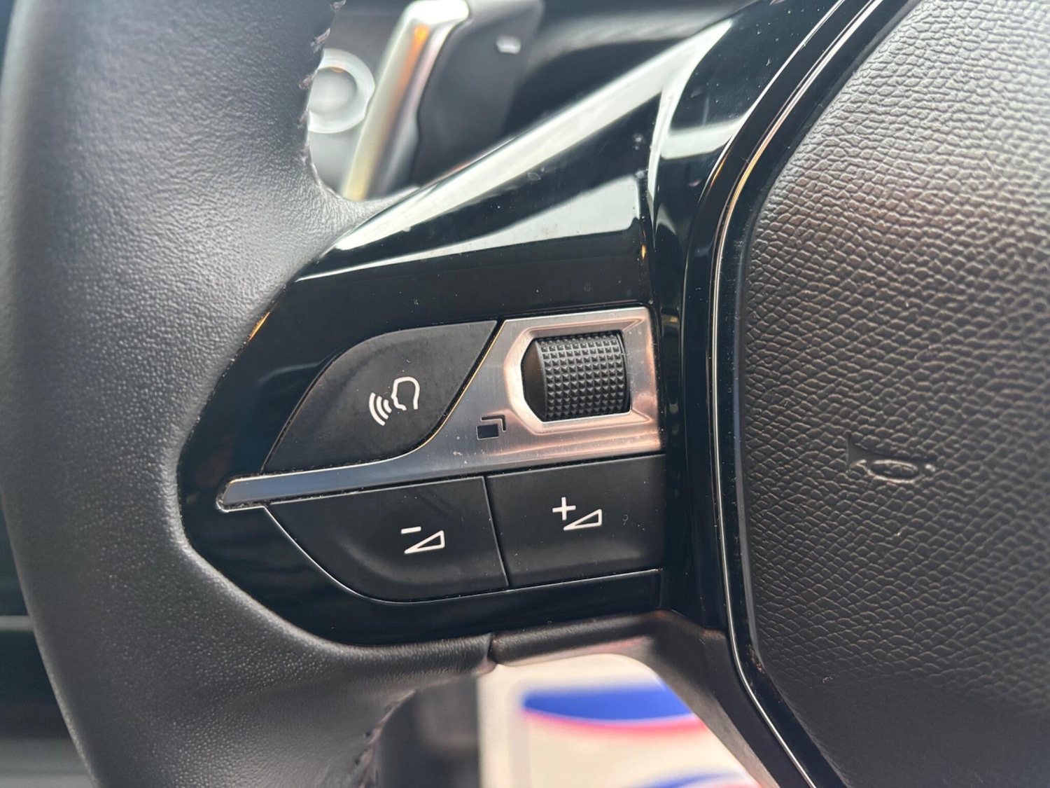 Used Peugeot 208 2023 for sale - 76953229: Photo 34