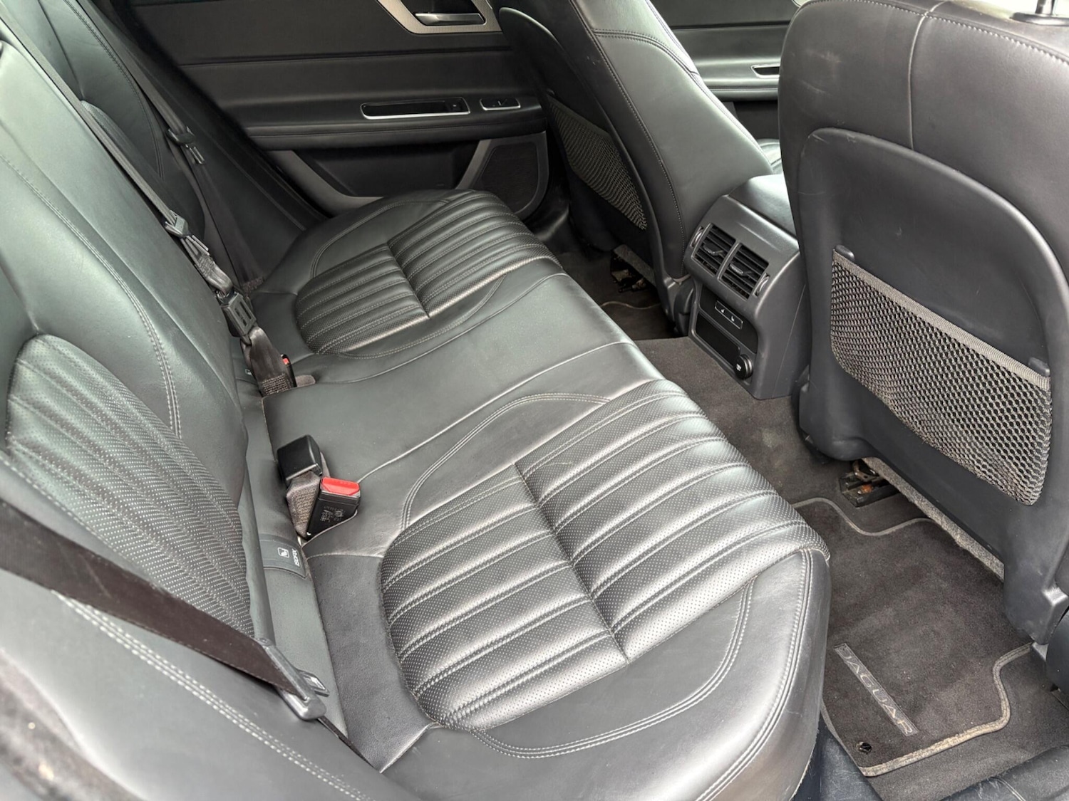 Used Jaguar XF 2018 for sale - 76550476: Photo 14