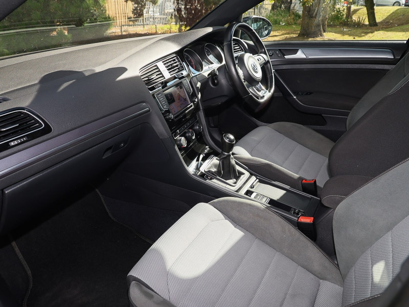 Used Volkswagen Golf 2016 for sale - 76700034: Photo 5