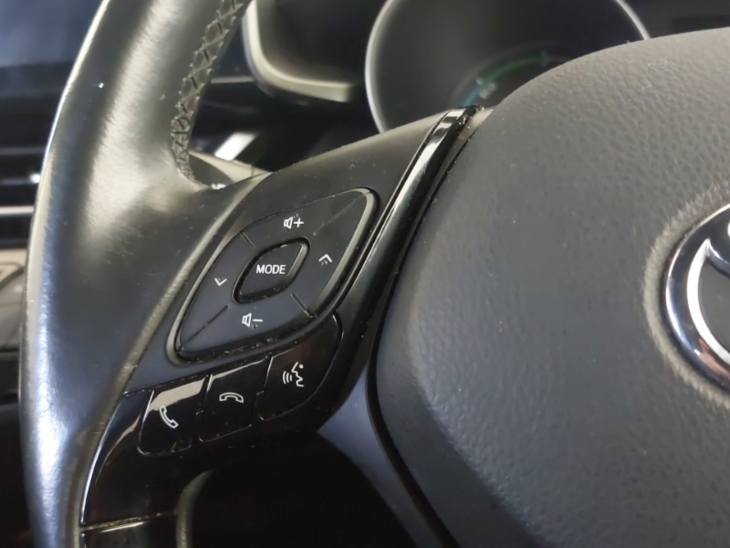 Used Toyota C-HR 2017 for sale - 77202085: Photo 14