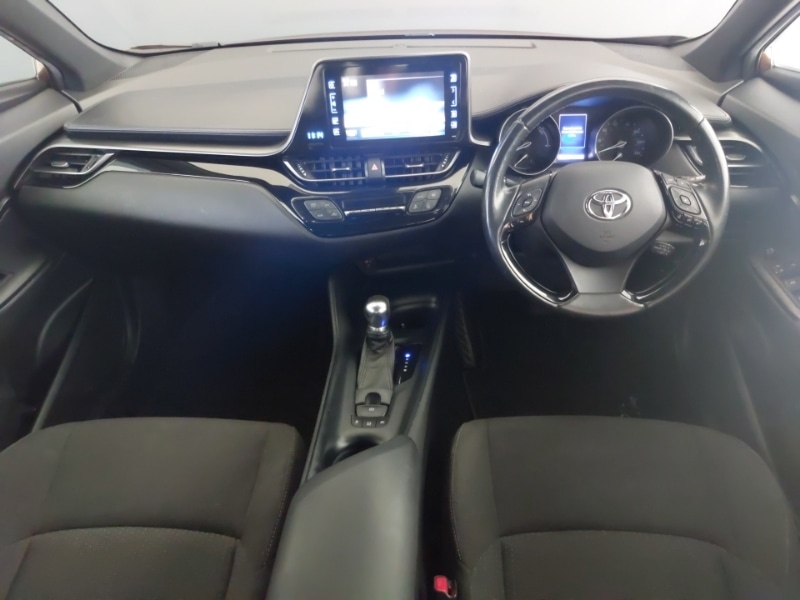 Used Toyota C-HR 2017 for sale - 77202085: Photo 2
