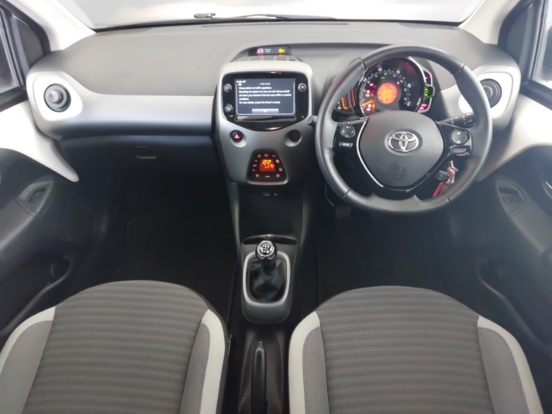 Used Toyota AYGO 2019 for sale - 77751137: Photo 2