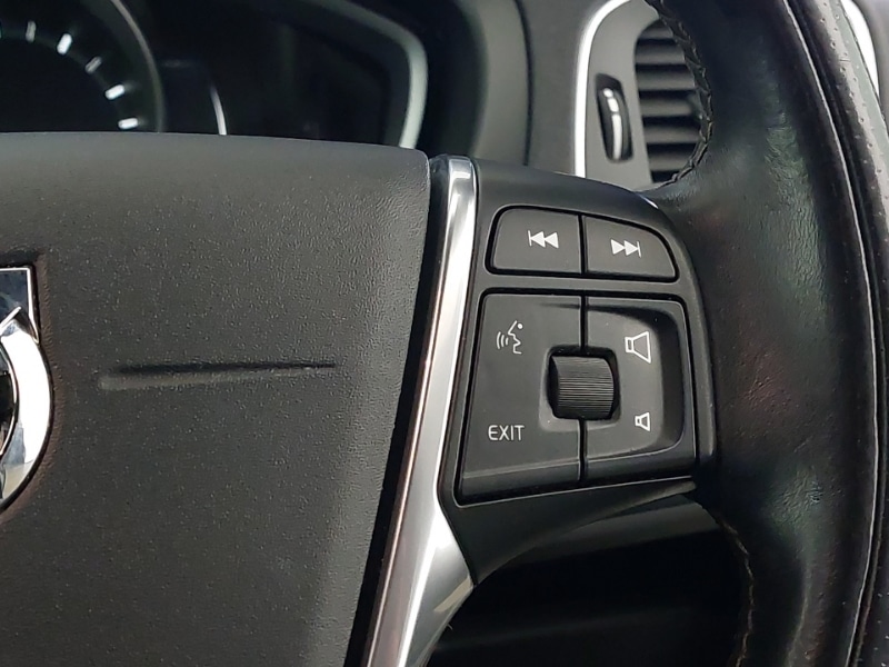 Used Volvo V40 2017 for sale - 76964089: Photo 13