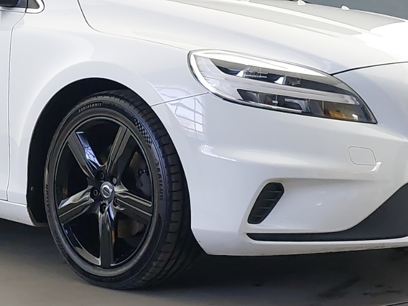 Used Volvo V40 2017 for sale - 76964089: Photo 9