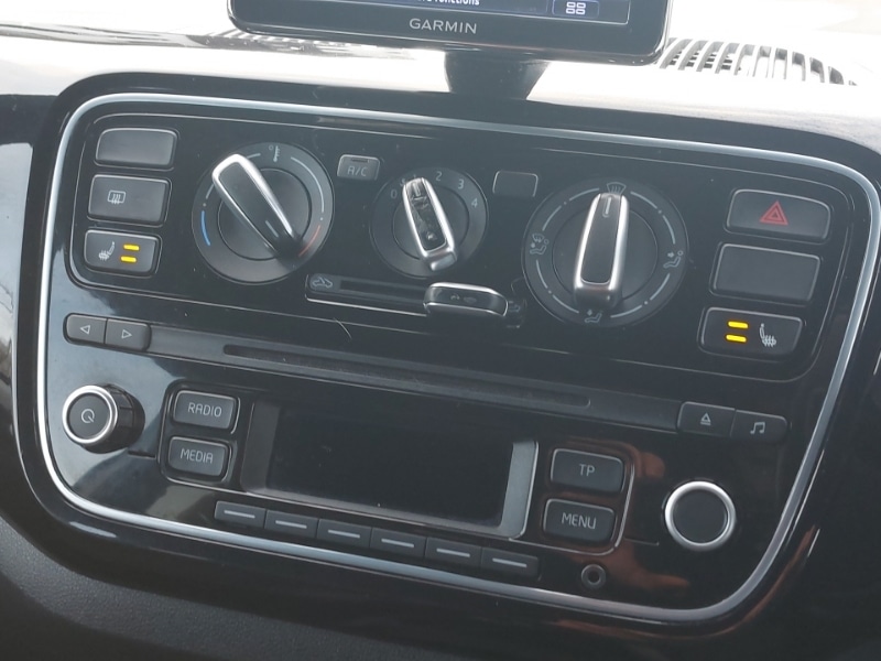 Used Volkswagen up! 2015 for sale - 77141403: Photo 15