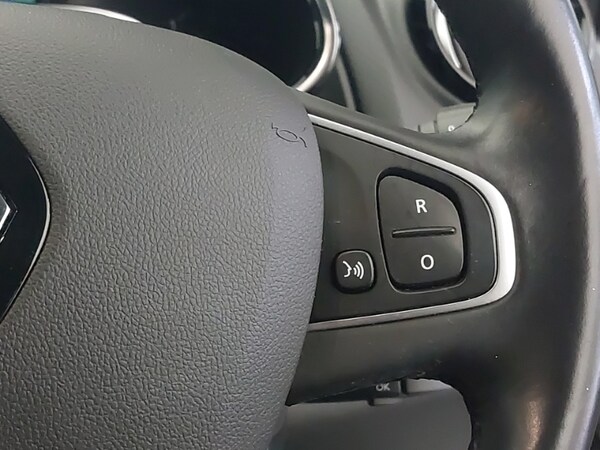 Used Renault Clio 2019 for sale - 76221538: Photo 13