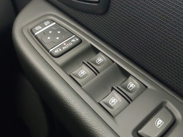 Used Renault Clio 2019 for sale - 76221538: Photo 17