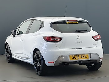 Used Renault Clio 2019 for sale - 76221538: Photo