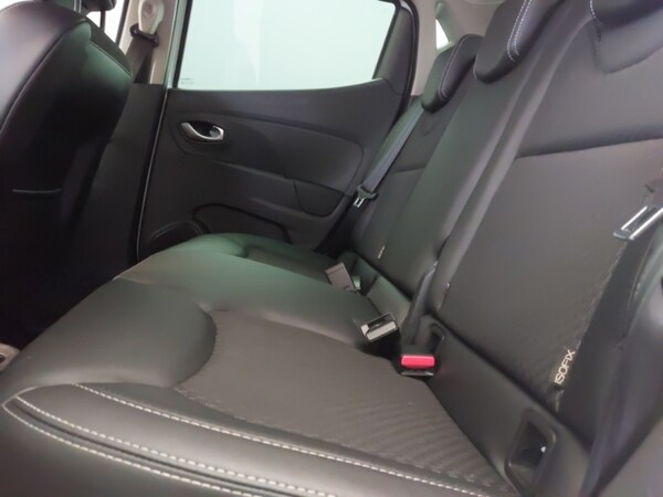 Used Renault Clio 2019 for sale - 76221538: Photo 6