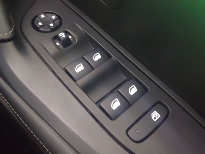 Used Peugeot 2008 2020 for sale - 76947552: Photo 18