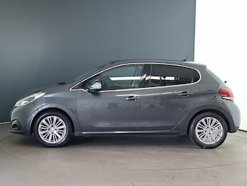 Used Peugeot 208 2016 for sale - 79044480: Photo