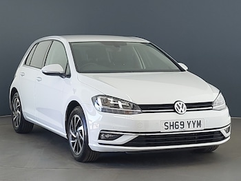 Used Volkswagen Golf 2019 for sale - 78799520: Photo