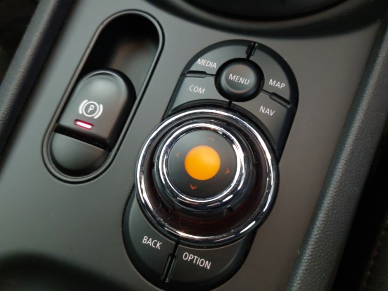 Used MINI Clubman 2019 for sale - 76822401: Photo 16