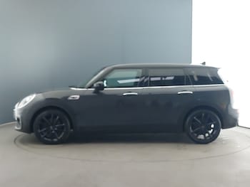 Used MINI Clubman 2019 for sale - 76822401: Photo