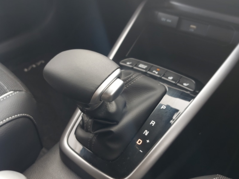 Used Kia Stonic 2025 for sale - 76445015: Photo 15