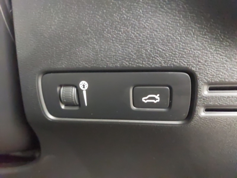 Used Volvo XC40 2022 for sale - 76741650: Photo 14