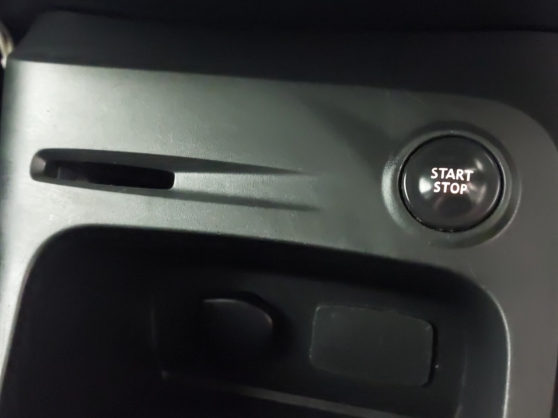 Used Renault Captur 2015 for sale - 76726295: Photo 16