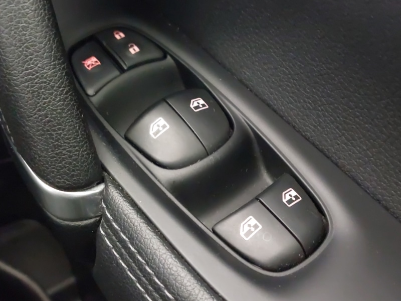 Used Nissan Qashqai 2018 for sale - 76880150: Photo 18