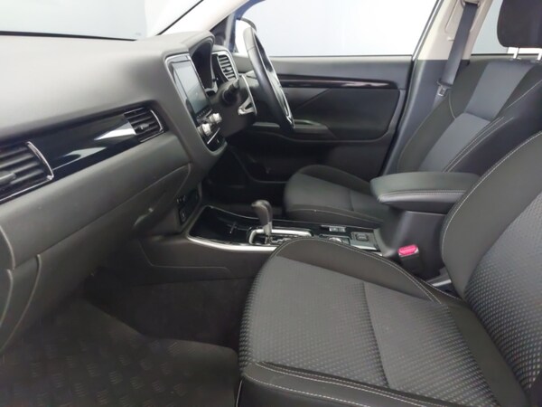Used Mitsubishi Outlander 2020 for sale - 76321614: Photo 5