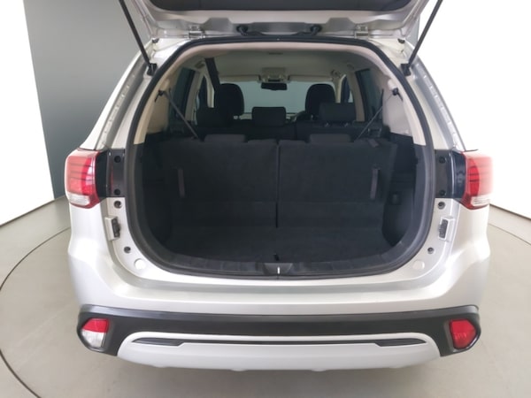 Used Mitsubishi Outlander 2020 for sale - 76321614: Photo 8